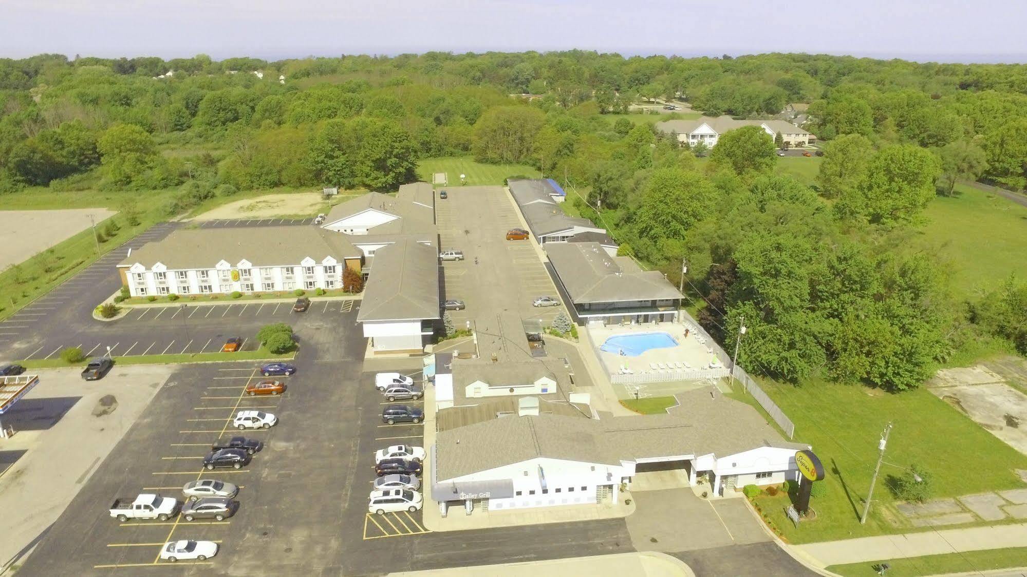 Super 8 By Wyndham Stevensville St Joseph Exterior foto